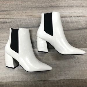 Shoes - DISCOUNTED Selena Boots Shoes - DISCOUNTED Selena Boots